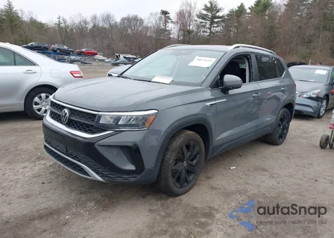 2022 Volkswagen Taos 1.5T Se из США, поврежденный, VIN 3VVPX7B27NM009009